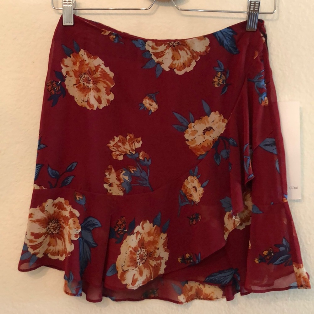 Floral mini skirt